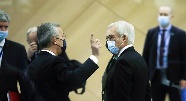 از امنیت غذایی در افغانستان تا نتایج مذاکرات روسیه و غرب