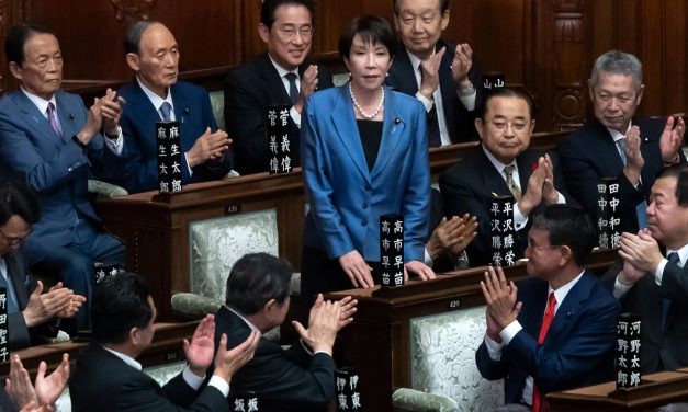 تاکایچی نسخه بهروز شده شینزو آبه در ژاپن