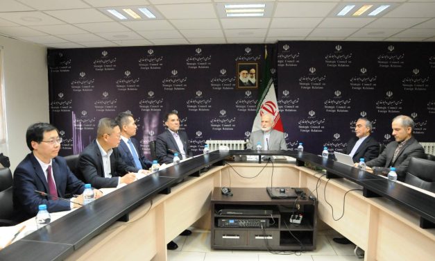 <h6>دکتر خرازی در دیدار اعضای هیئت اندیشکده‌های مختلف چین:</h6>ضرورت تنظیم برنامه اقدام برای اجرایی شدن سند همکاری جامع ایران و چین